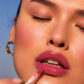 Lip oil labios y mejillas